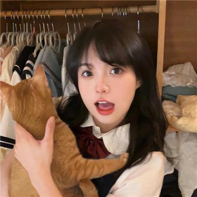 比基尼月亮